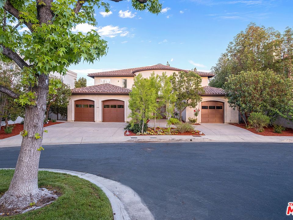 1st image of 2380 Earls Ct