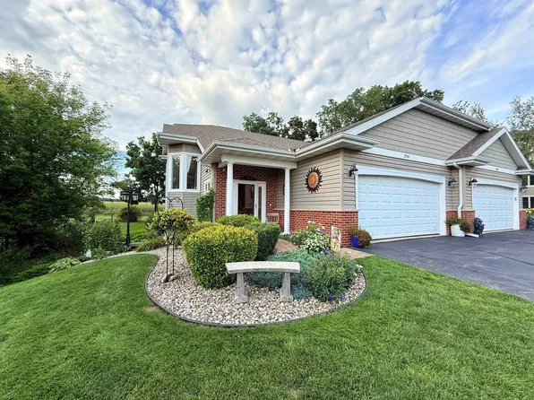 2950 Timber Ln, Janesville, WI 53548
