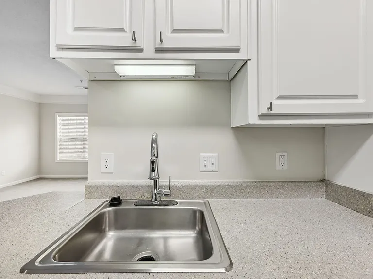 4305 Paxton Ln SW — Photo 45