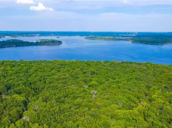 22409 County Road 253, Wheatland, MO 65779