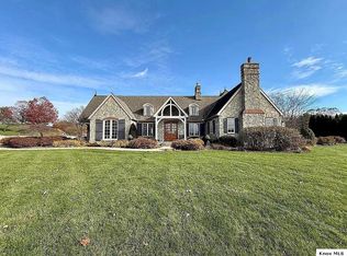 1436 Greenbrier Dr, Mount Vernon, OH 43050