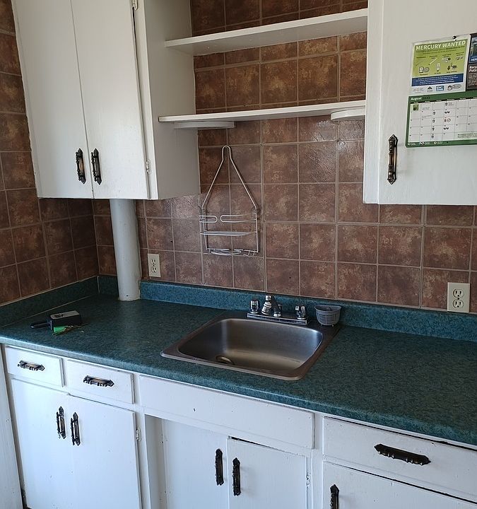 1st image of 1519 Benjamin Ave