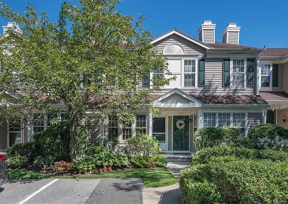 204 Pondside Drive, White Plains, NY 10607 Zillow