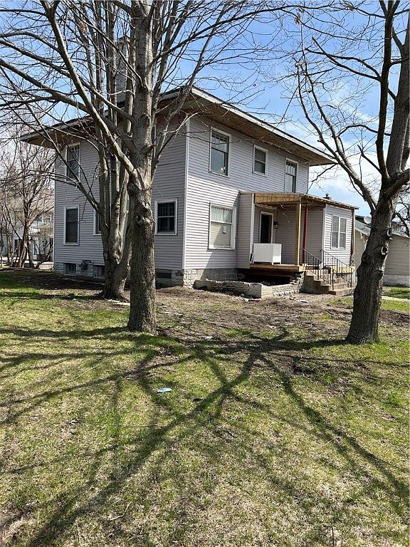 813 Armory Ave, Chariton, IA 50049 Zillow
