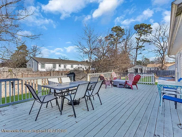1725 3rd Ave — Photo 41