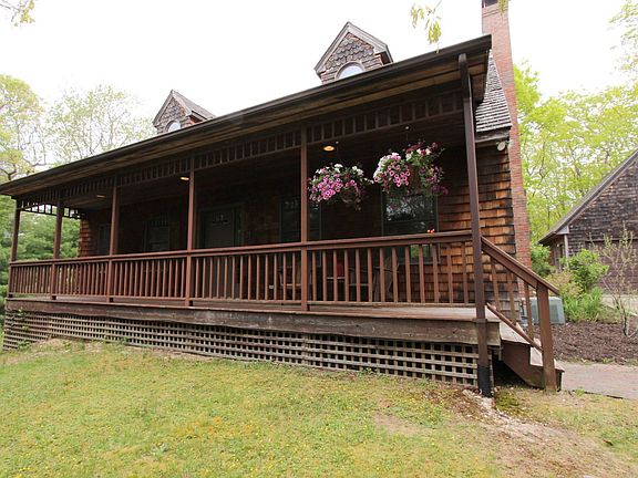 3rd image of 6 Rogers Ct