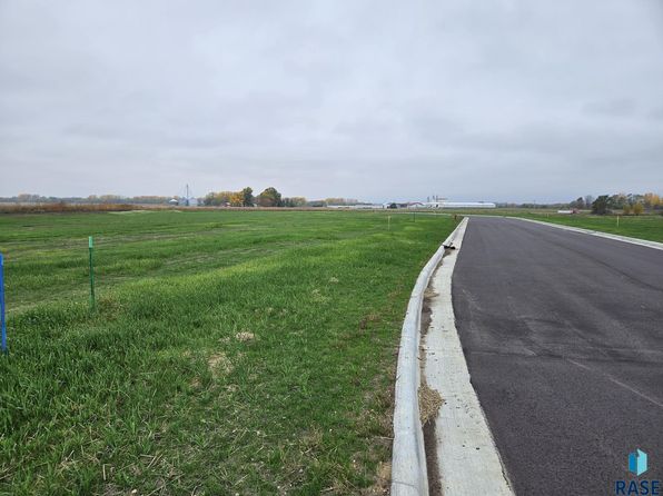 James Dr, Centerville, SD 57014
