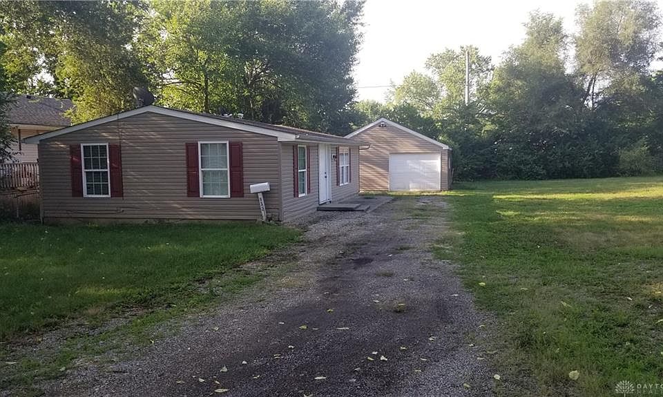 1st image of 512 Regal Ave