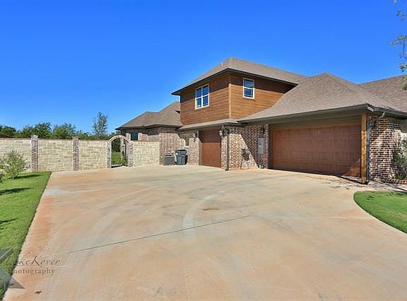 2nd image of 234 Southwind Cir