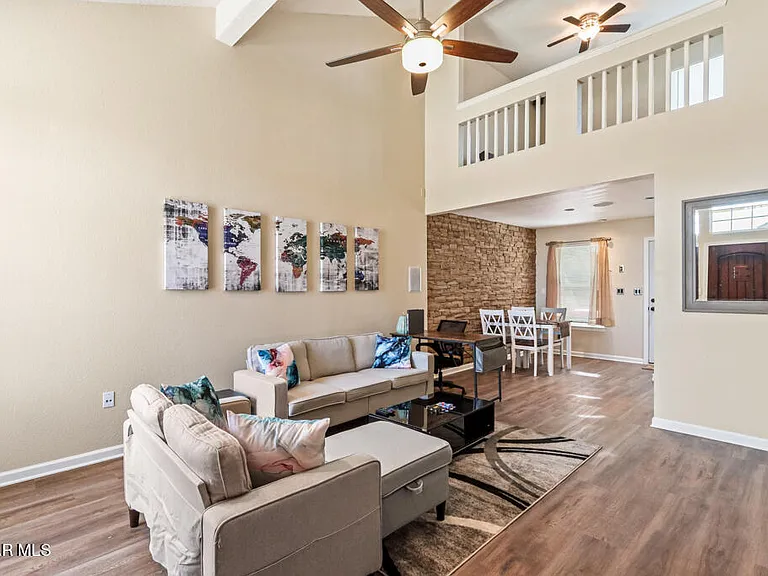 12192 Sun Bridge Pl — Photo 4