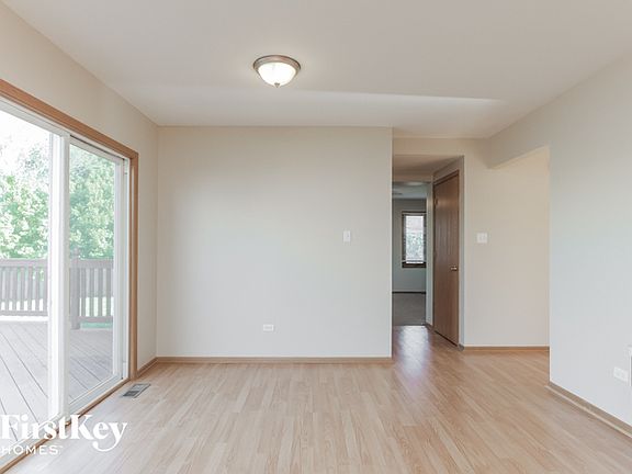 5th image of 2300 Hastings Dr