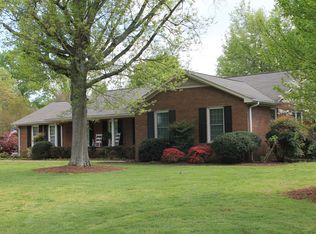 122 Saint Augustine Dr, Greenville, SC 29615
