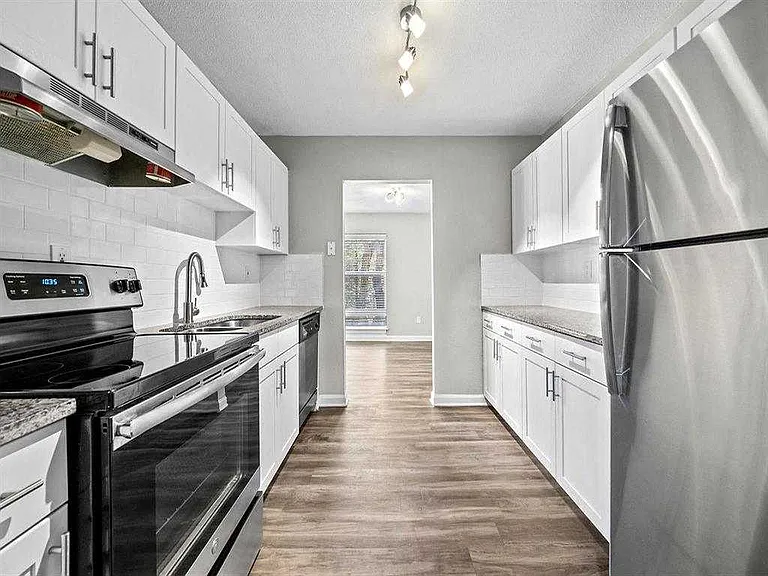 Concord Crossing Apartments — Photo 19