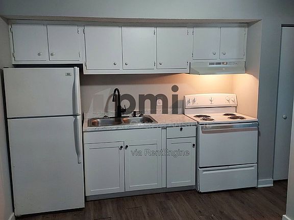 4th image of 465 E Main St #4