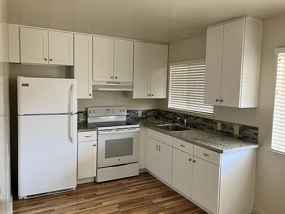 4th image of 418 Greendale Way #2
