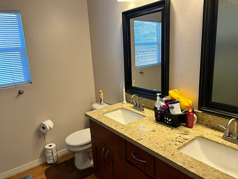 Full Guest bathroom