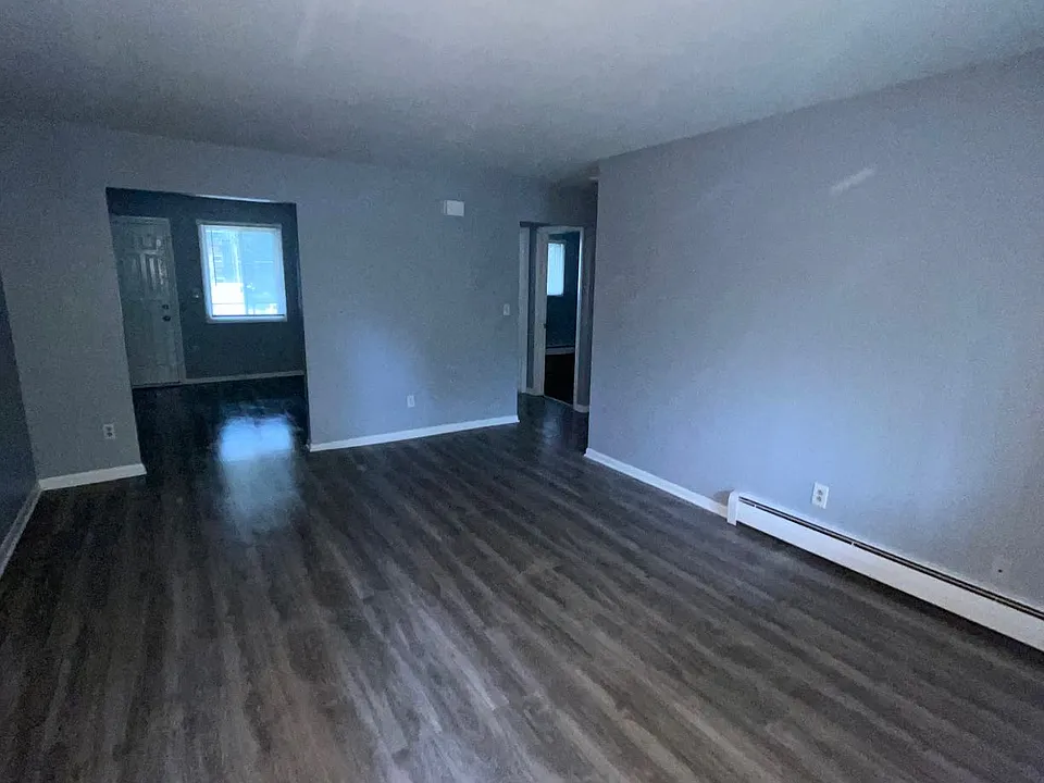 2109 Gideon Ave #8