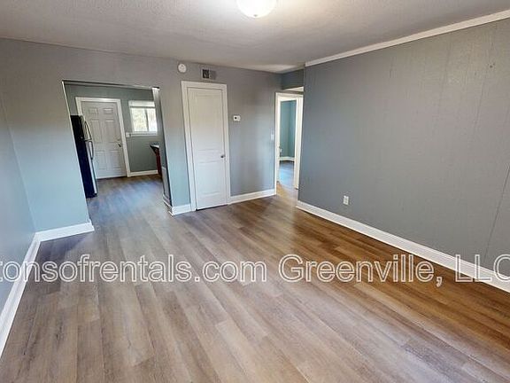 3rd image of 84 W Park Dr #D