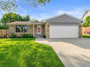 4826 Evans Ct, Trenton, MI 48183