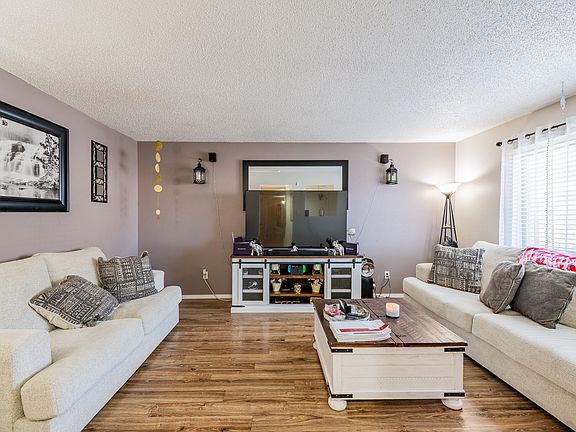 4th image of 13309 Canyonview Pl NE