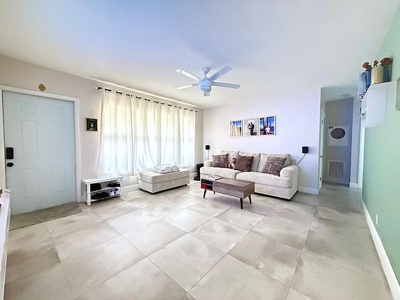 5th image of 2340 N 58th Terrace