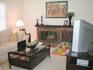 3rd image of 2835 Quincy Dr