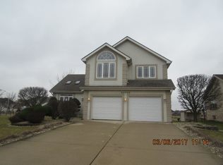 20528 Bluestem Pkwy, Lynwood, IL 60411