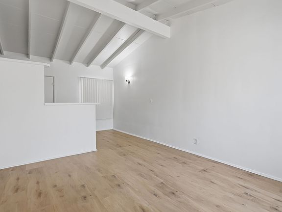 2nd image of 7900-7906-7910 Willis Ave #7906-5
