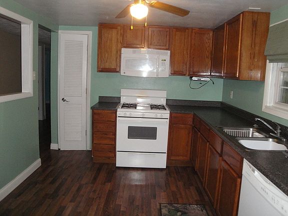 3rd image of 1921 Bruning Dr