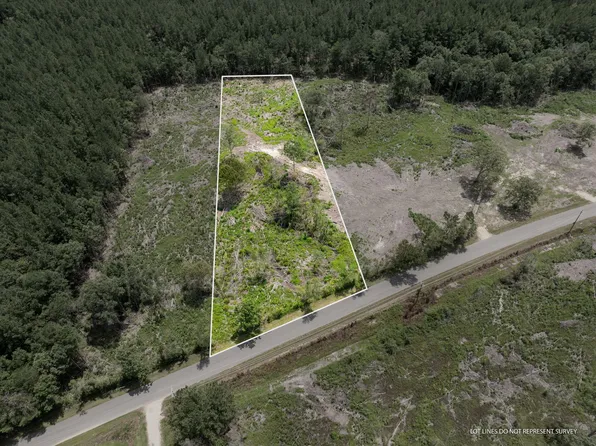 8 Macedonia Rd, Petal, MS 39465