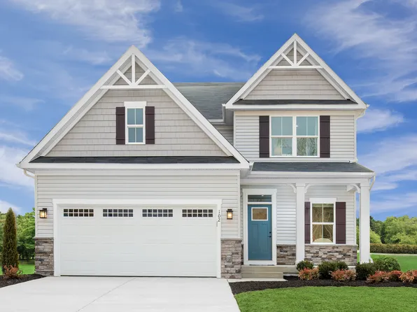 431 Hidden Feather Dr, Chardon, OH 44024