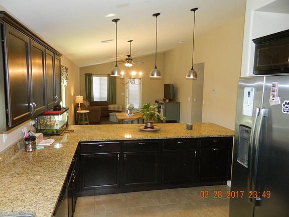 4th image of 771 W Jahns Dr