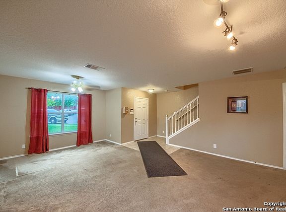 3rd image of 11504 Forest Br