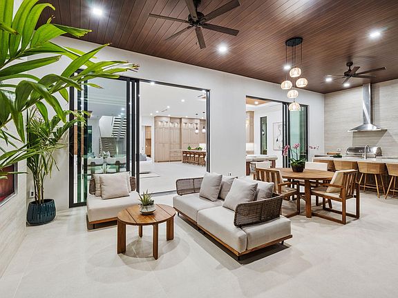 5th image of 247 Seville Road