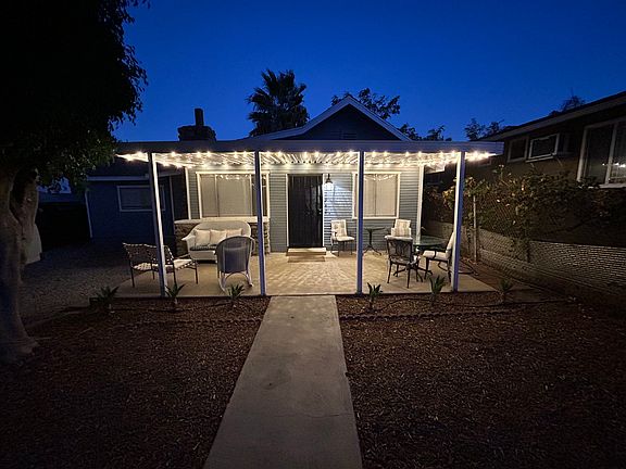 Walkway entry through front lockable gate