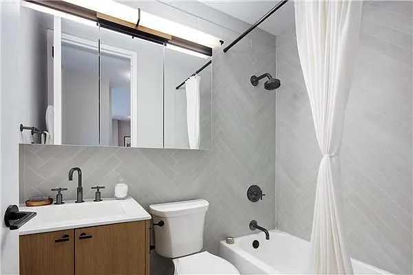 Rented by Roseland Property | media 48