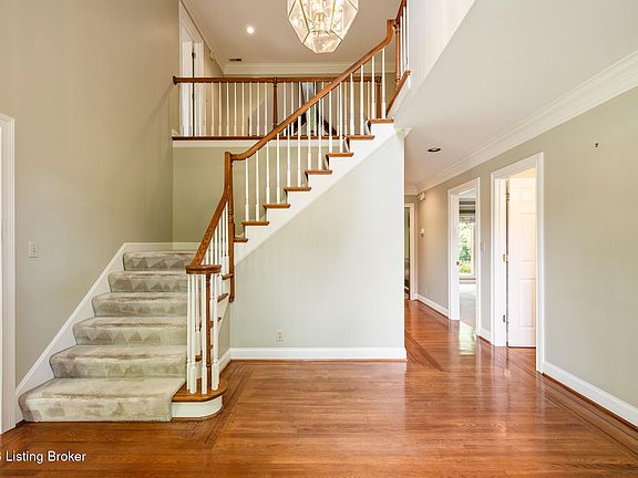 4th image of 7912 Albrecht Cir