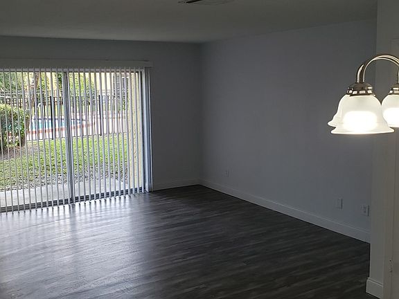 5th image of 7503 Gallineta Ct