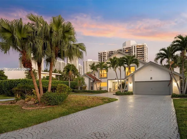 413 Holiday Dr, Hallandale, FL 33009