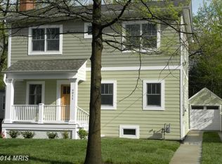 6011 21st St N, Arlington, VA 22205