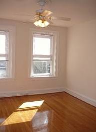 2nd image of 315 N Boulevard APT 3