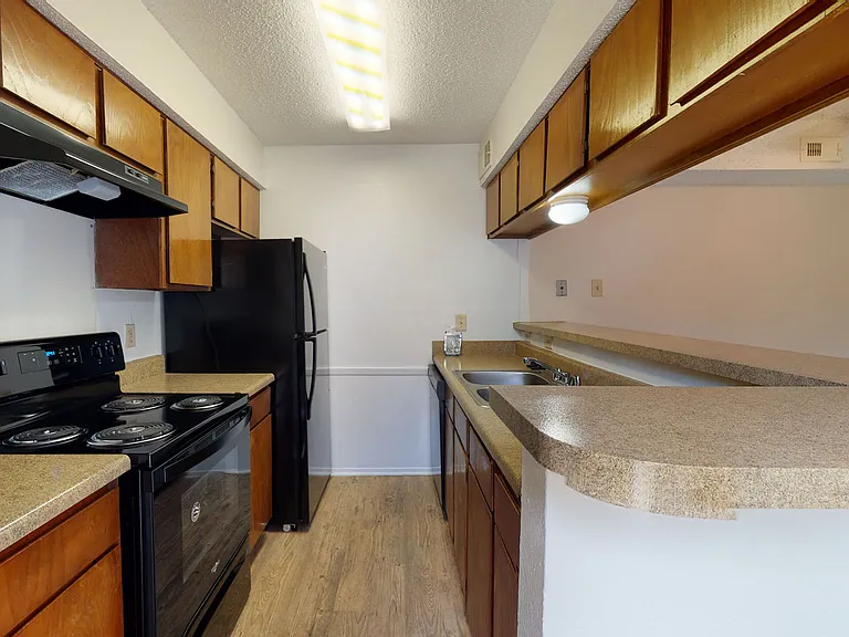 Addison Apartments at the Park — Photo 202