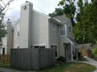 294 Rivers Ridge Cir, Newport News, VA 23608