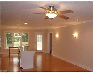 4th image of 844 Skipjack Ln