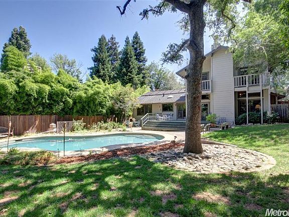 2nd image of 4201 Thistledown Dr