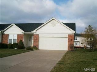 816 Hawk Run Trl, O'Fallon, MO 63368