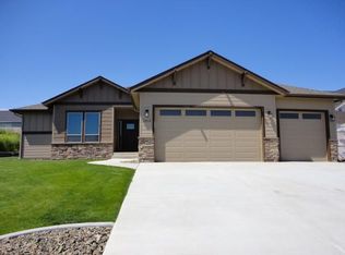 1410 Kirby Ln, Wenatchee, WA 98801