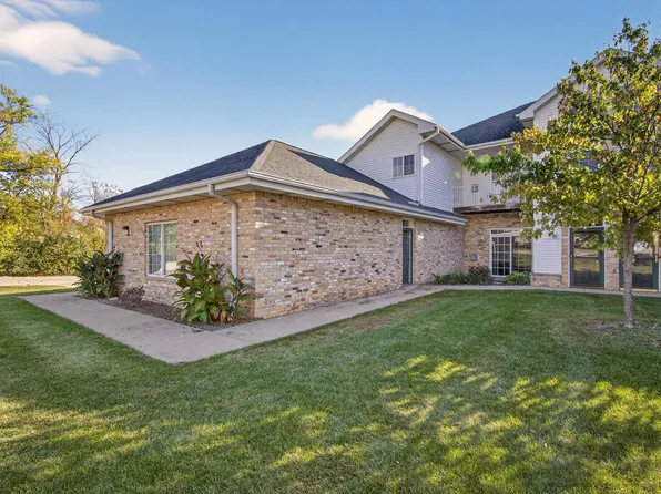 4237 Taylor Harbor WEST West #2, Mount Pleasant, WI 53403