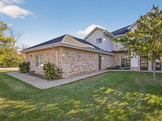 4237 Taylor Harbor WEST West #2, Racine, WI 53403