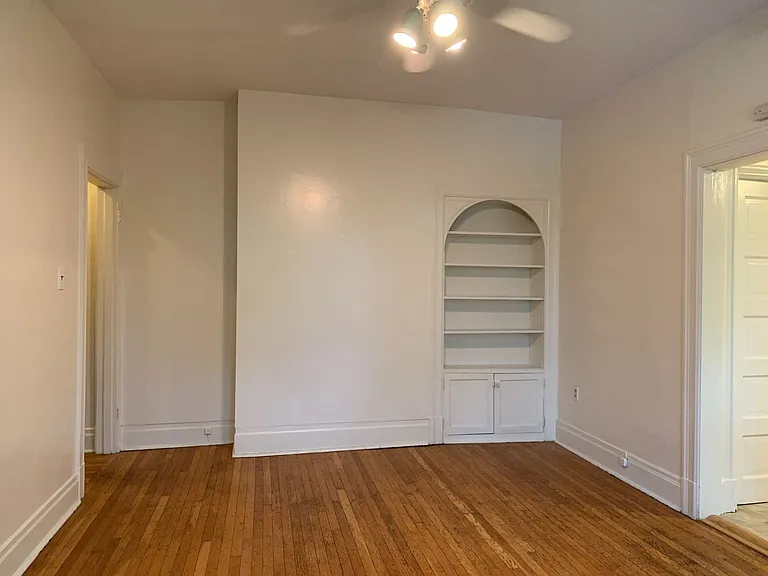 5542 Fair Oaks Street — Photo 6
